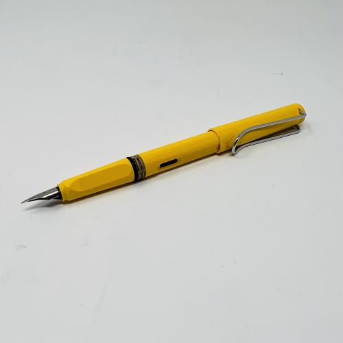 40000241594 Lamy Fountain Pen Safari Yellow F